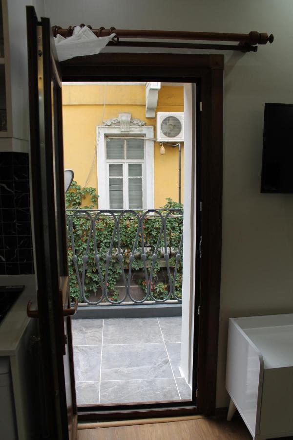 Apartmán Beyoglu Asmalimescit'Te Mobilyali Balkonlu Daire Istanbulská provincie Exteriér fotografie